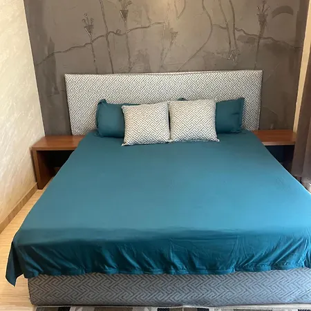 Апартамент One-bedroom Near Cacao In Sunny View Complex *